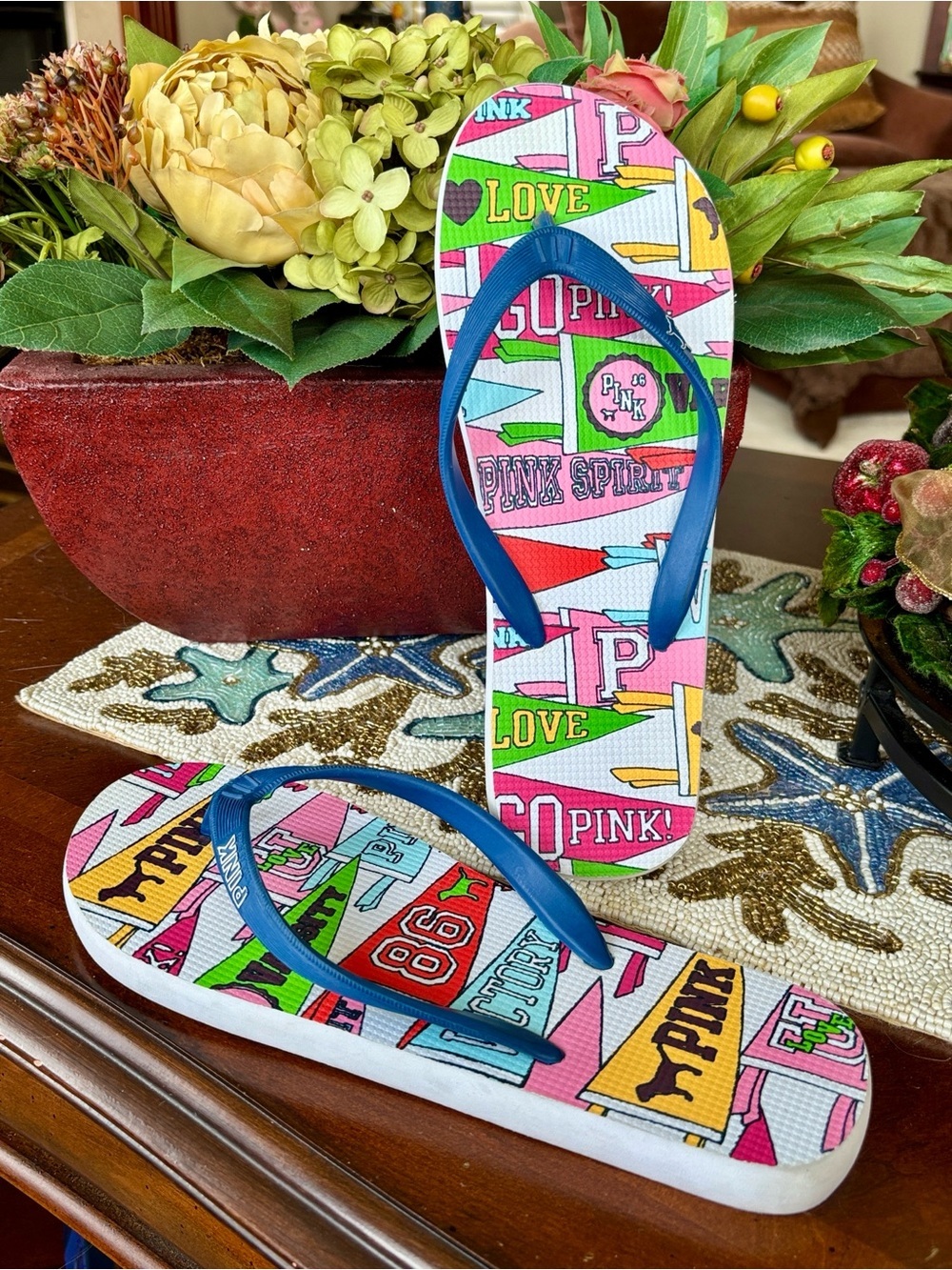 Victoria's Secret PINK Thong Slides Flip Flops Y2K Collegiate Pennants Colorful